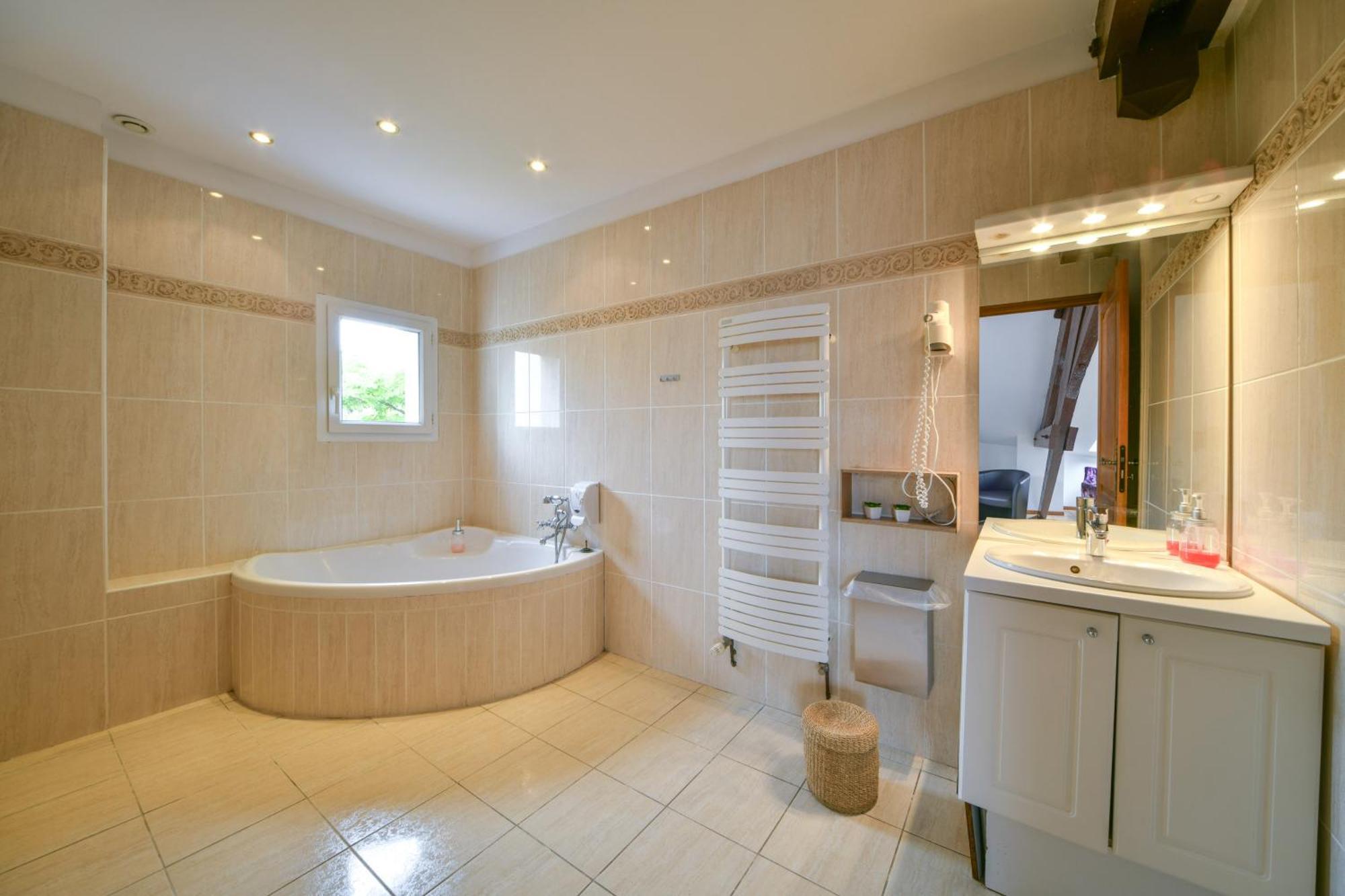 Enjoy Garden Hotel Vierzon Room photo